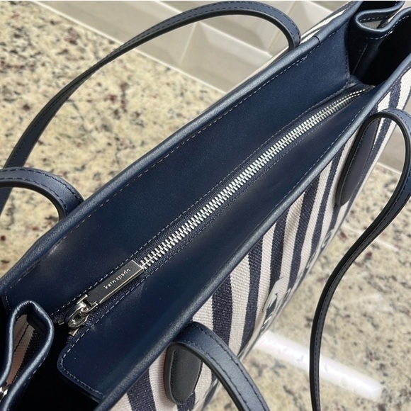 Kate Spade Striped Street Tote with Clutch Set NWOT - Picture 7 of 15